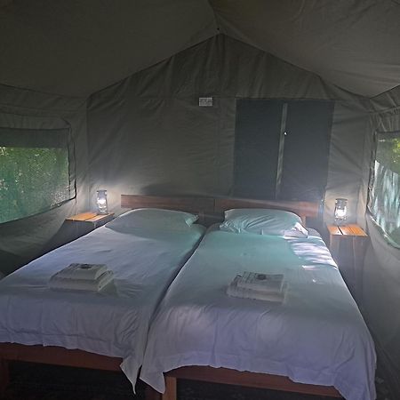 فندق Woodcutter'S Bush Camp At The Old Trading Post وايلدرنيس المظهر الخارجي الصورة
